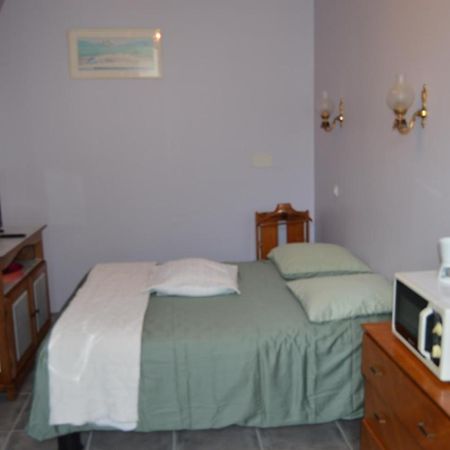 Chambre Charentaise Vars  ภายนอก รูปภาพ